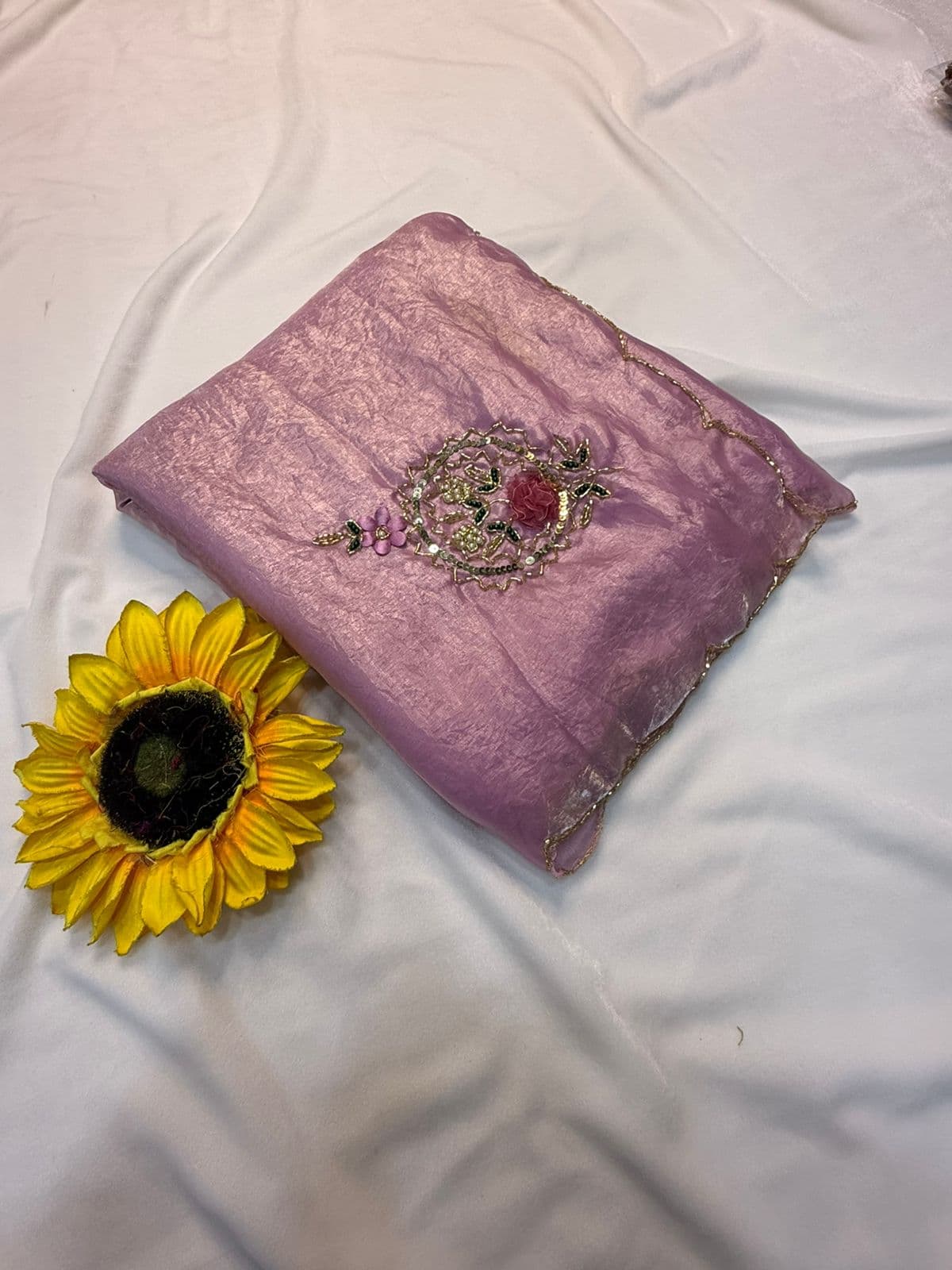 Exclusive Sequins & Katdana Handwork Saree Set - Soft Dusty Lavender / Mauve Pink photo 12